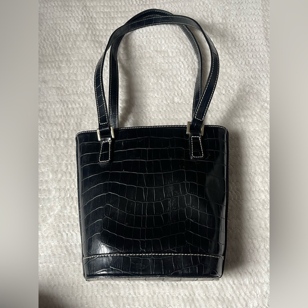 LIZ CLAIBORNE  Black Bucket Bag Small Shoulder Purse Y2K Faux Leather